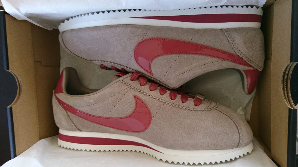 Nike Cortez schoenen in de doos