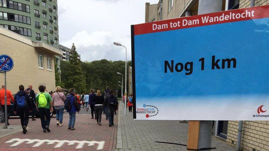 Dam tot Dam wandelen voor Steptember.